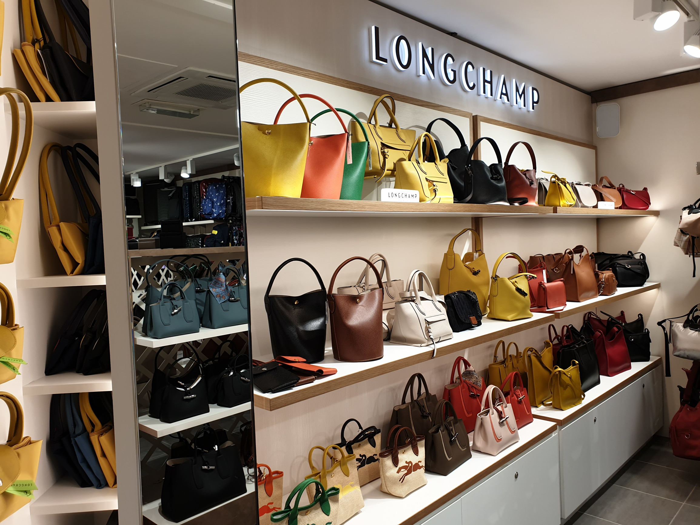 Poitiers le centre LE TILBURY a changé d'adresse